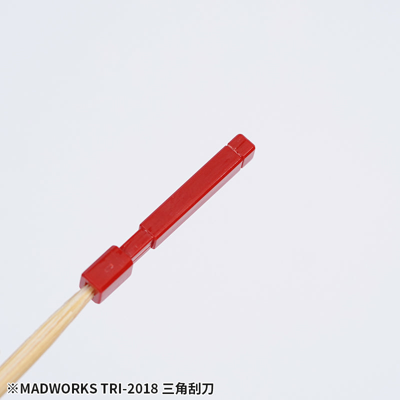 TRI-2018 Triangular Scraper