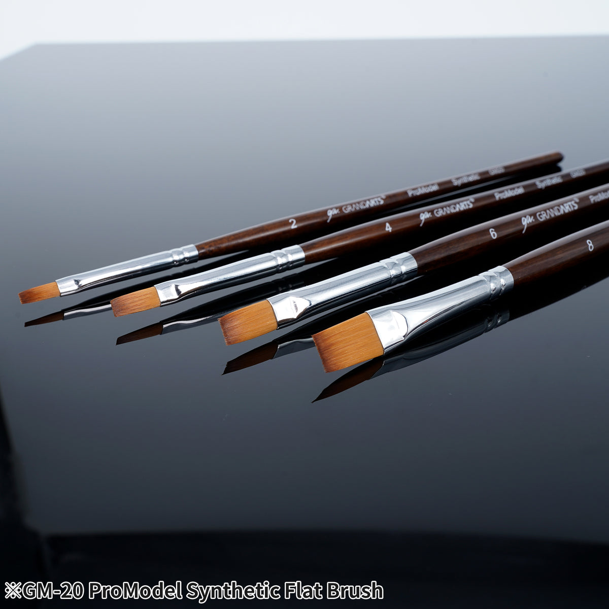 GM-20 GRANDARTSxMADWORKS SYNTHETIC FLAT BRUSHES (4PC SET)